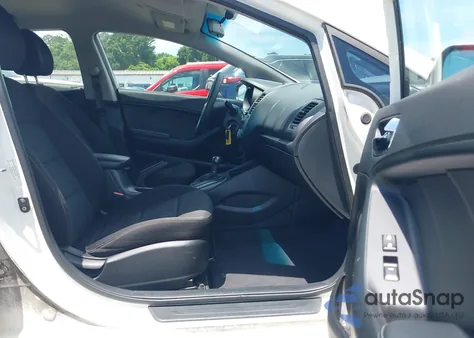 2016 Kia Forte Lx из США, поврежденный, VIN KNAFK4A64G5603669